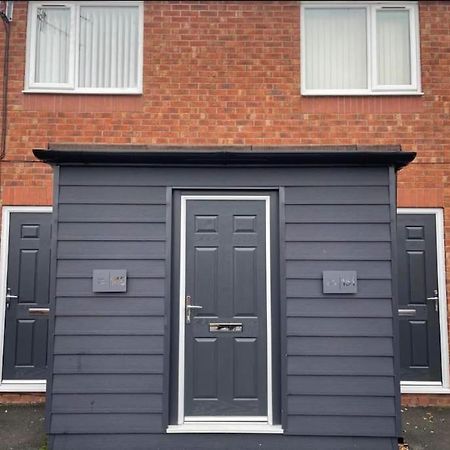 Hosted By Ryan - 2 Bedroom Apartment Liverpool Bagian luar foto
